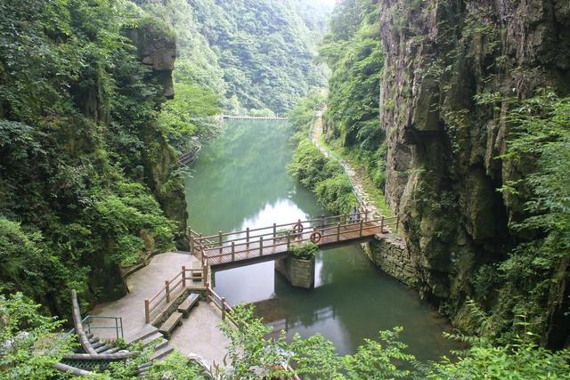 被严重低估的清净地！浙江还藏着一座冷门奇山，人少景仙，超好玩