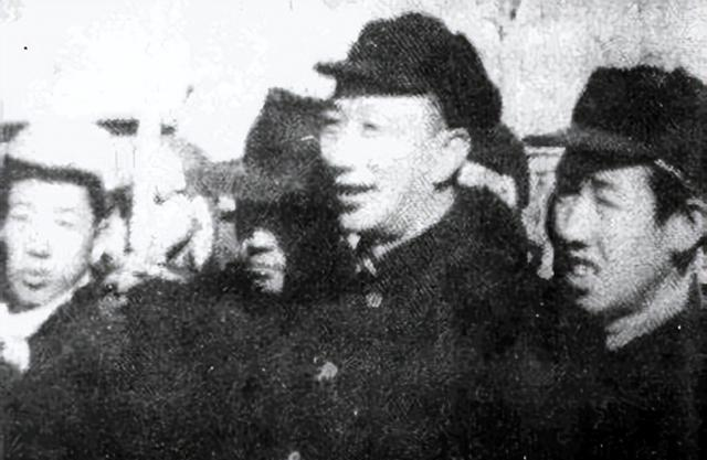 1948年，刘少奇对薄一波说：提拔此人后果很严重，你将来要负责！