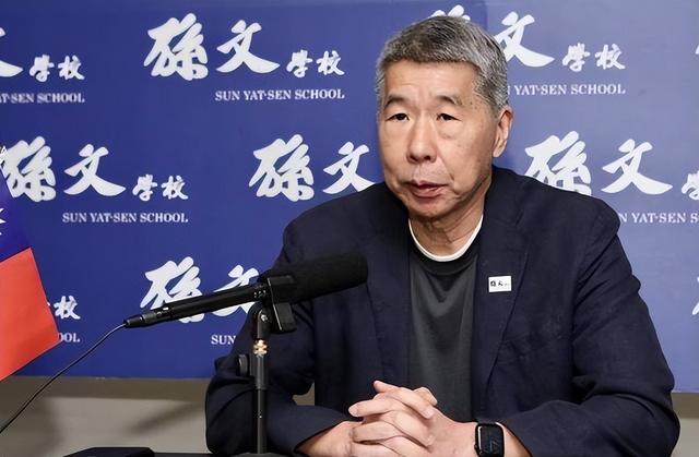 选举在即，郑丽文在“九二共识”后加了四个字，不是“一中各表”
