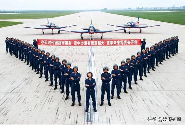 春妮没料到，丈夫刚强出席阅兵解说没几天，6岁儿子又给自己争光