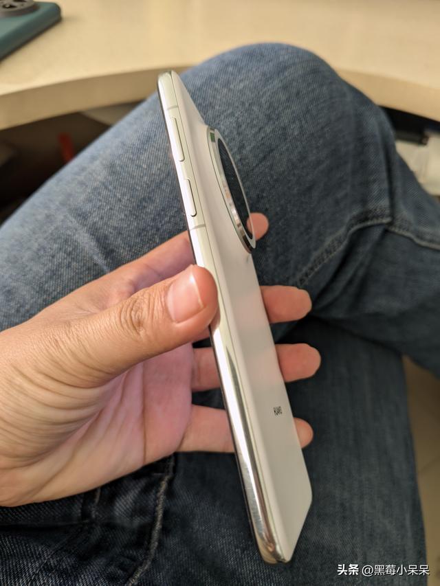 说说华为mate 70pro 优享版本优缺点