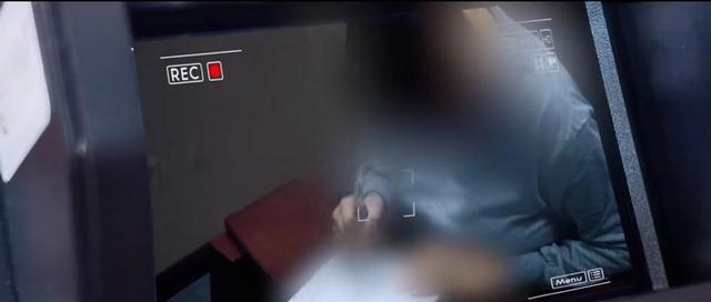 董明珠用事实“扇”了胡锡进一巴掌，又一间谍被抓，海归身份曝光