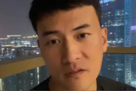 赫子铭首提何洁，自称想孩子了，目前在杭州没房没车没戏拍图片