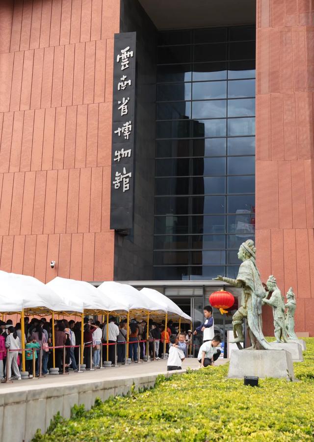 我是上海人，国庆杀到昆明，被这座大城市惊得目瞪口呆！