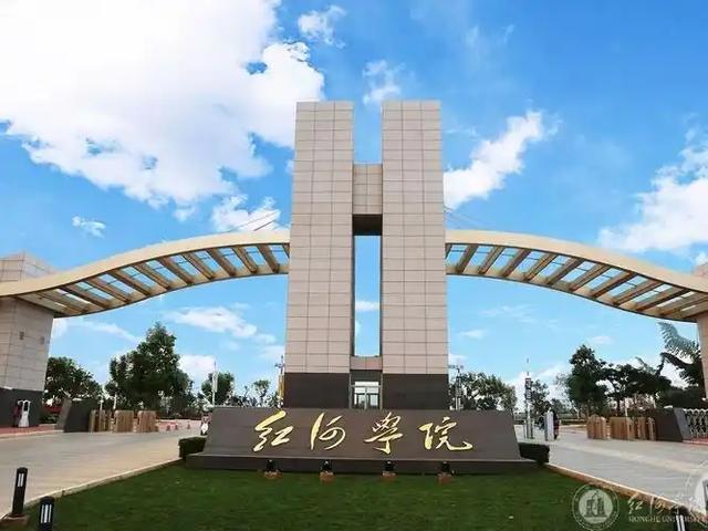 我国有甘孜藏族自治州、恩施土家族苗族自治州等30个自治州