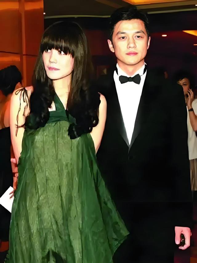 谢霆锋没想到，已备好寿衣和遗照的张柏芝，揭开了王菲仅剩的体面