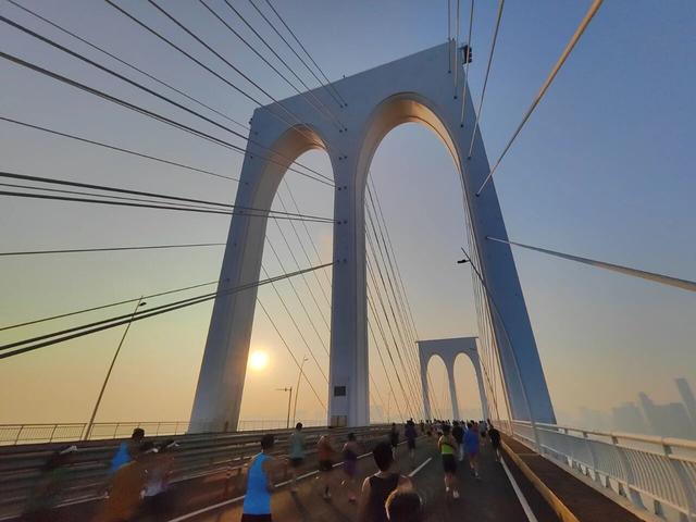 澳门马拉松：比较虐但值得去，濠江跑游全攻略