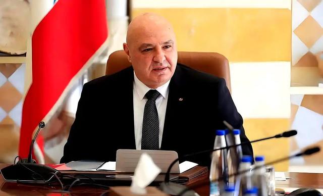 不忍了？以色列空袭致111名平民丧生，黎巴嫩总统下令：开战