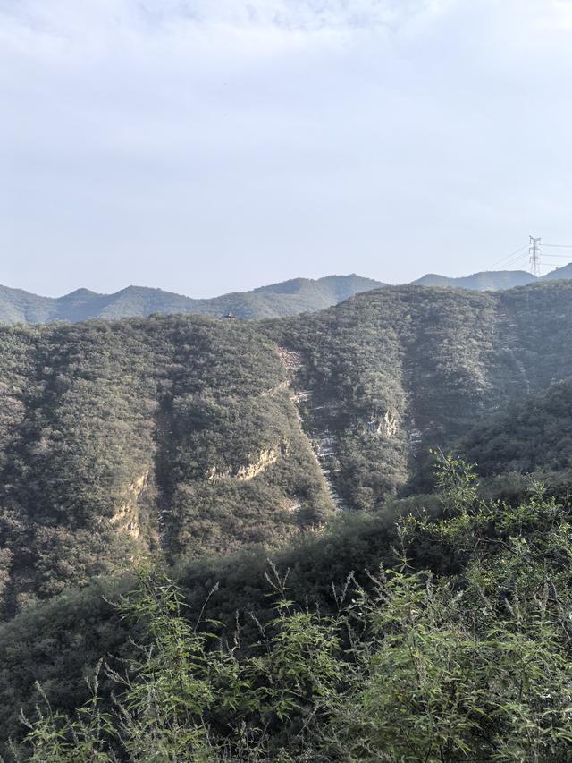 七律·登门头沟天门山