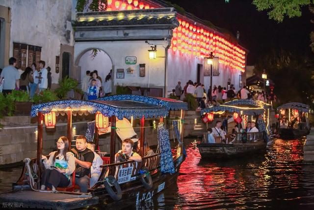 9月的南浔，不止是古镇，它更像一首慢下来的人间情诗！