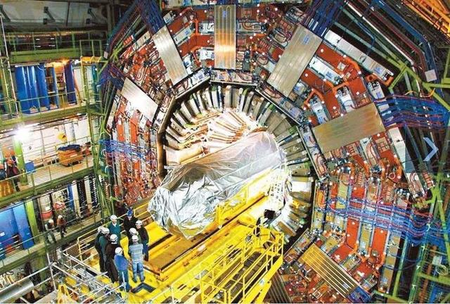 改写物理或掏空国库？超级对撞机争议升级，资金缺口成无底洞！