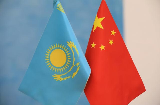 波兰刚重启，这国立马站出来：中欧班列从我这过，绝不让中国吃亏