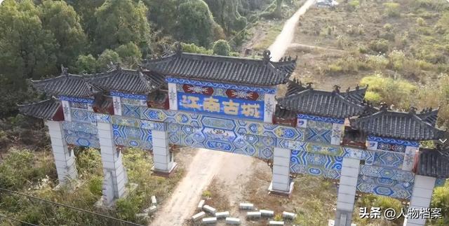 8年烧光50个亿！从人满为患到无人问津，全国古镇为啥批量倒闭？