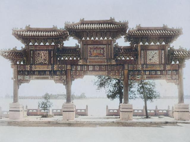 太罕见了！一个日本人拍下了1906年的长城，居然是这个样子