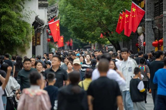双节美景刷屏，荣誉属于每一位坚守的文旅人！