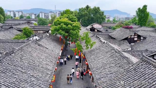 四川命运多舛的小城，由省会沦落为贫困县，依靠老房子重新崛起！