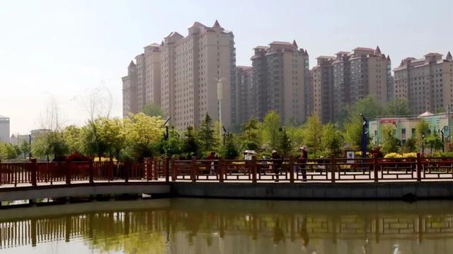 秋日临洮漫游记：20分钟邂逅公园的诗意