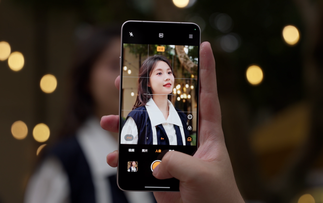 一场横跨三大洲的百年影像战争，最后被国产手机干翻了？