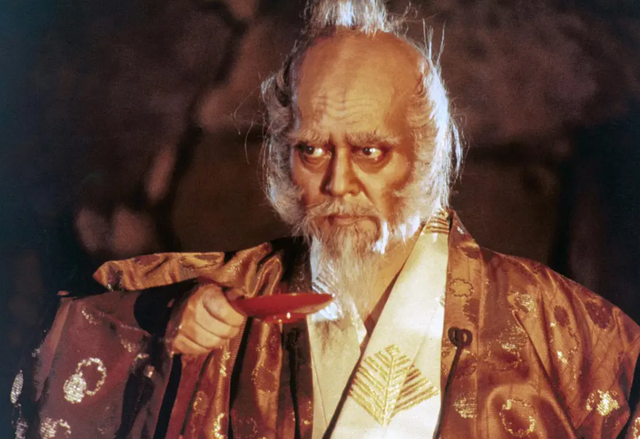 高市拒绝撤回谬论，不到48小时，中方深切哀悼，日本重要人物逝世