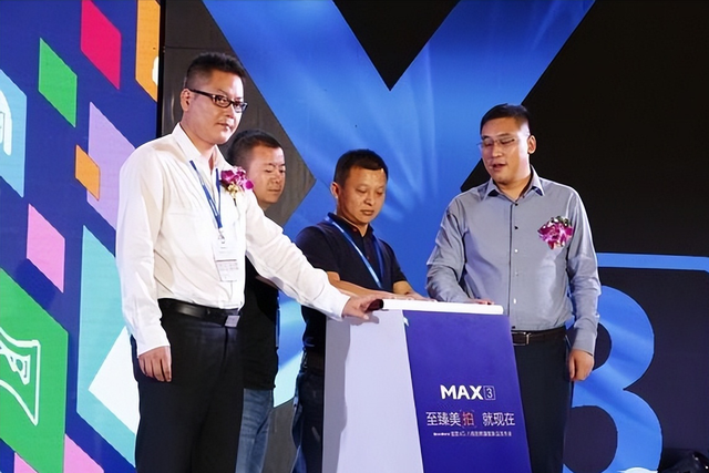 从山寨机到海外隐形冠军	，陈凯峰25年手机创业的“生存密码”