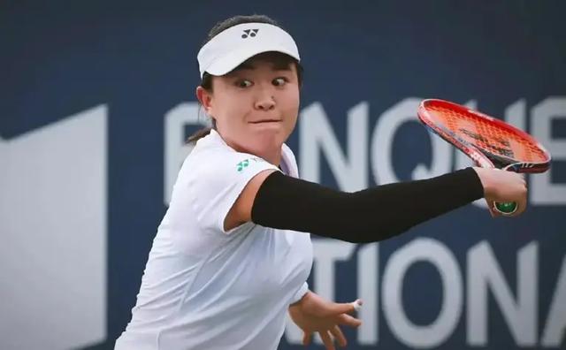 2-0！WTA再传捷报，中国老将创造历史，首次晋级16强，重返TOP400