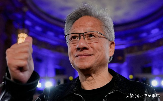 中美AI大战，胜负手还在他