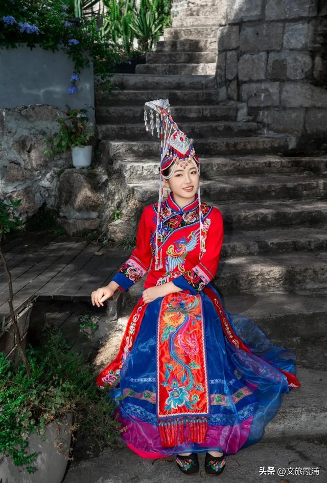 身着凤凰装，一生纳吉祥 | 霞浦！山海之间，解锁畲族风情与海滨秘境的碰撞