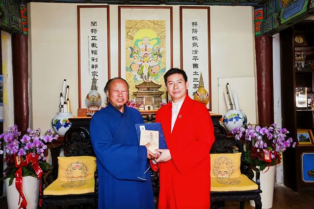 现场 | 金顶祈和愿，紫霄续文脉："世界和平缘"武当宣言响彻仙山