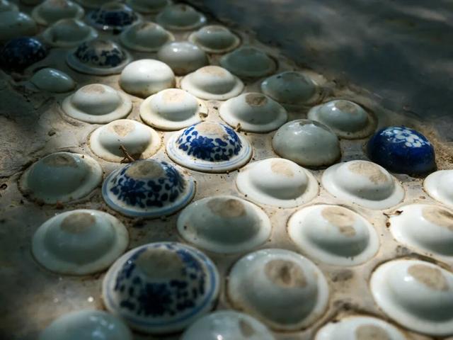 今年国庆，为什么是这座城拿了爽文剧本？