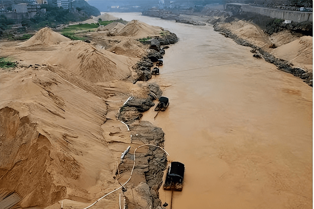 曾是世界上最大的城市，差点成了新中国首都，如今沦为四线小城