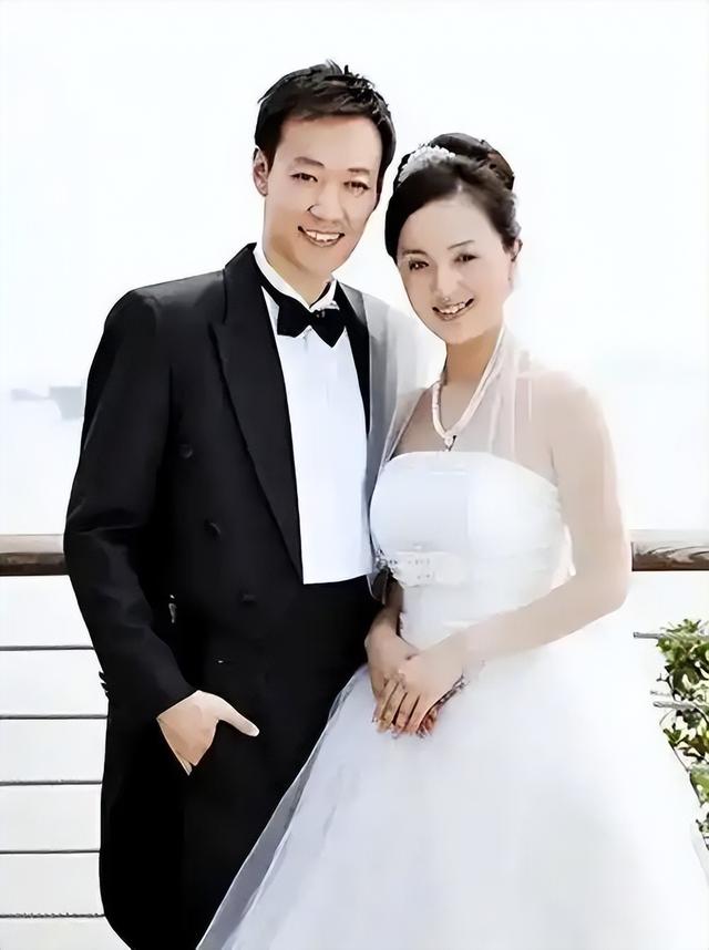 辛柏青丧妻刚满100天，离谱的事就发生了，被撮合娶马伊琍引争议
