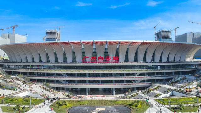中国高铁过度建设问题：一位顶尖经济地理学家的警告