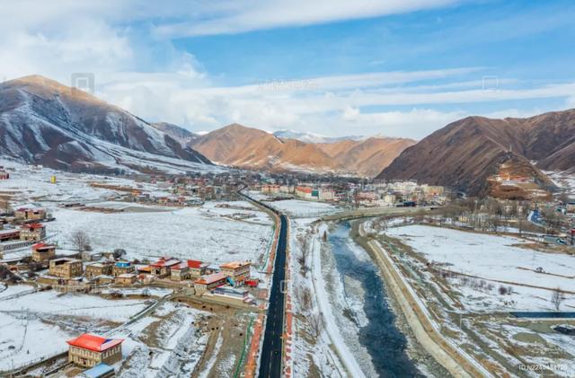 冬游西藏终极指南:2025冰雪奇缘,80+景区免票的冒险召唤!