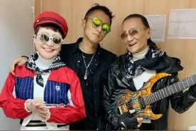 88岁谢贤长胖了，露面打扮仍旧很时髦，一家人团聚很幸福图片