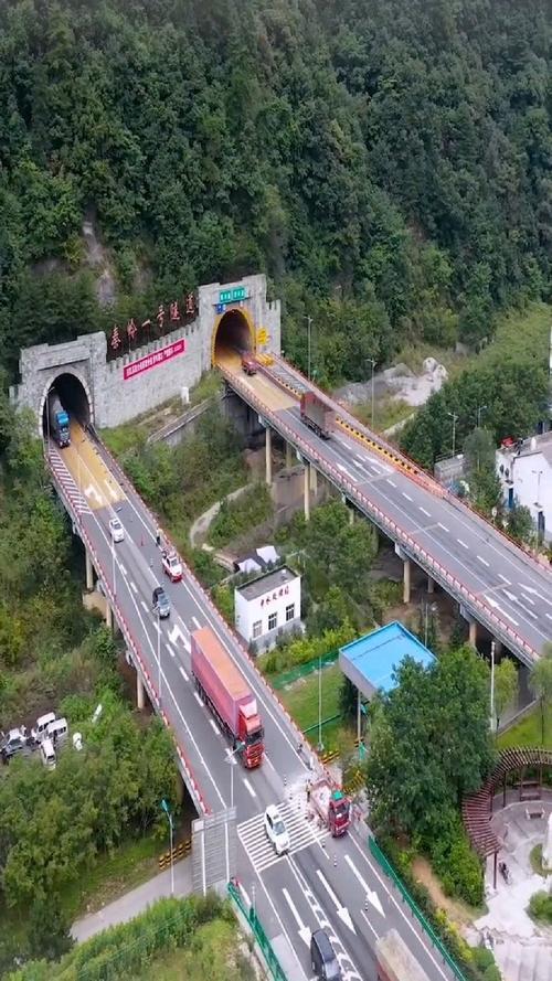 亚洲第一隧道有多牛？投资 40 亿全长 18 公里，创中国基建史多项第一