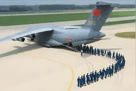 美国专家早就警告过美军：解放军隐忍了30年，现在就在等一个机会图片