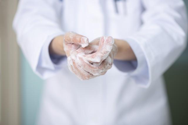 甲流的元凶被查出，海鲜没上榜，第1名大家或许每天都在接触！