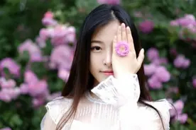 暗恋一个人，却没有勇气去追求，最好的处理方式，就这两个字图片