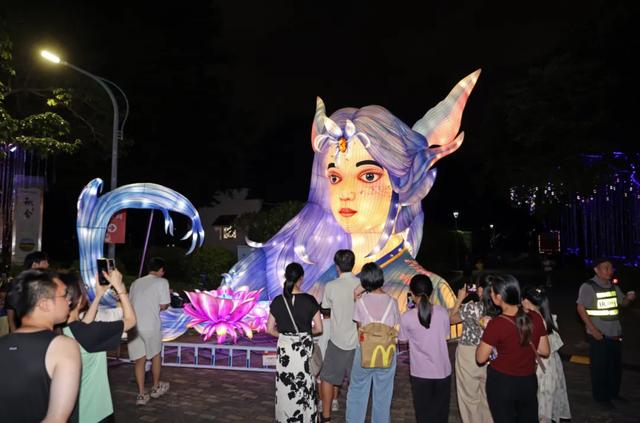 至10月8日！大型夜游灯会、花海市集博饼……就在厦门→