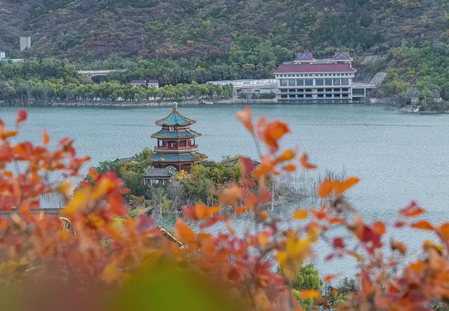 文明旅游 正面引导 | 秋色惹人醉，防火放心上！