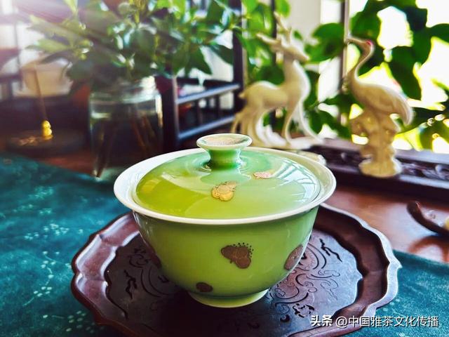 嘉州茶聚，韵逸时光
