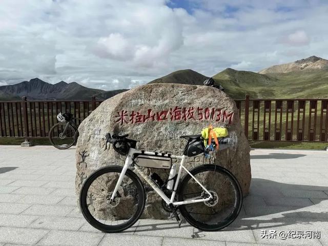 在朋友圈的一方小小天地里，那神秘而圣洁的雪域高原——西藏