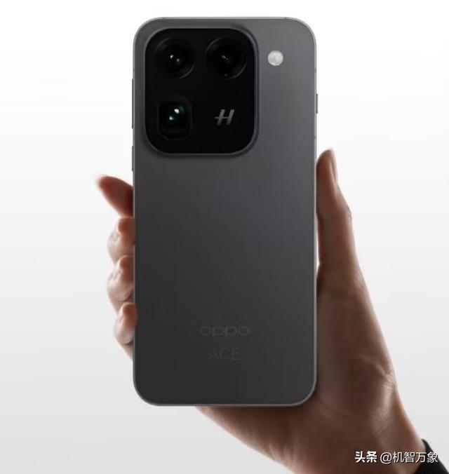 Pro版完整规格曝光，周意保确认OPPO Find X9能用上丹霞原彩镜头