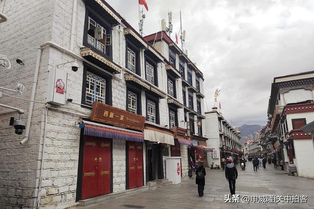拉萨市：走进小昭寺