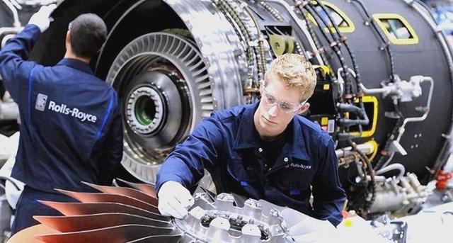 绝不向中国低头！宁愿裁员9000破产	，也不接受中国的帮助