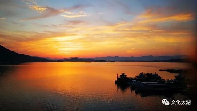 皖美夏日 | 不给你点“颜色”瞧瞧，你就不知道太湖夏天有多美！