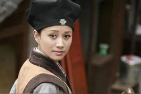 45岁倪虹洁自曝：已离婚，有孩子，热恋中图片