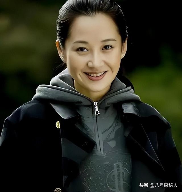 一生 “风流成性、老少通吃”，被称女人中极品的她	，却56岁还单身