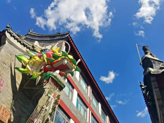 秋雨染潍城！郑板桥纪念馆、十笏园、浮烟山… 这份秋日限定美，等你来寻