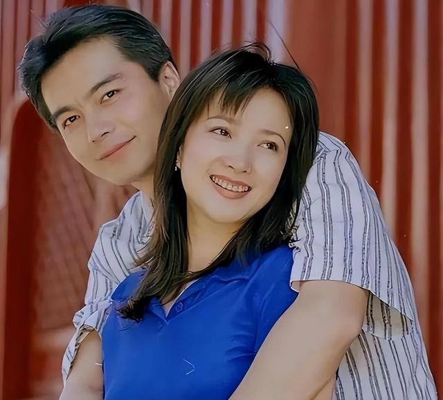 何晴去世30天	，儿子许何终于发声，字字催泪，才知许亚军有多体面